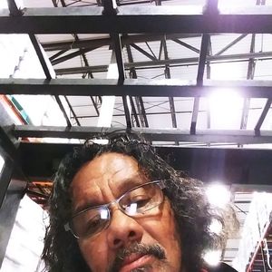 Meet your Posher, Kenneth